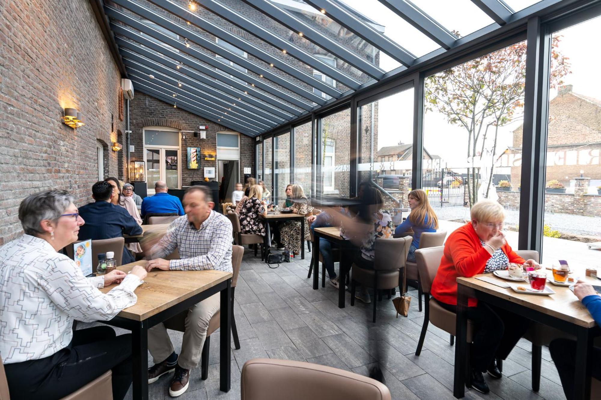 Alojamento de Acomodação e Pequeno-almoço Brasserie Sint Pieter *